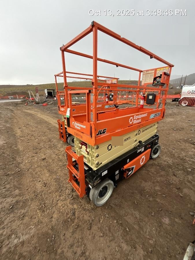2022 JLG ES2632