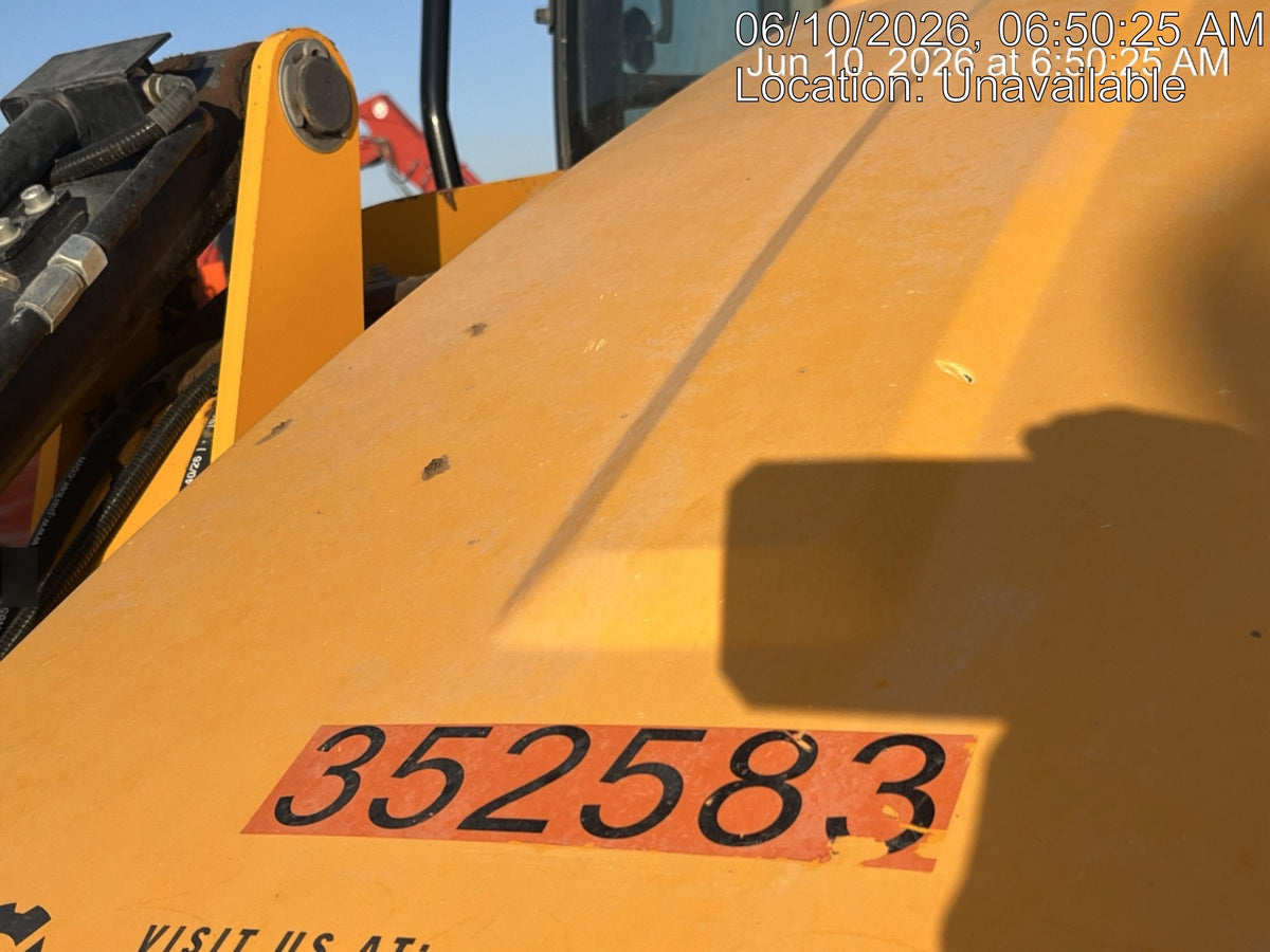2023 JCB 3CX-14