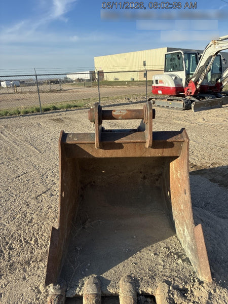 2019 DOOSAN 42" Excavator Bucket