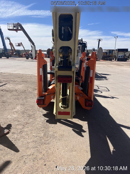 2022 JLG T350