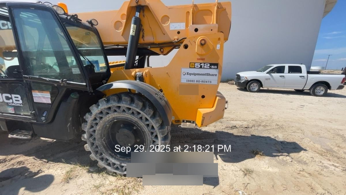 2019 JCB 512-56 74 HP w/CAB/HVAC, Beacon, Aux Hydraulics, Worklights, Solid Tires w/60" Carriage/Forks