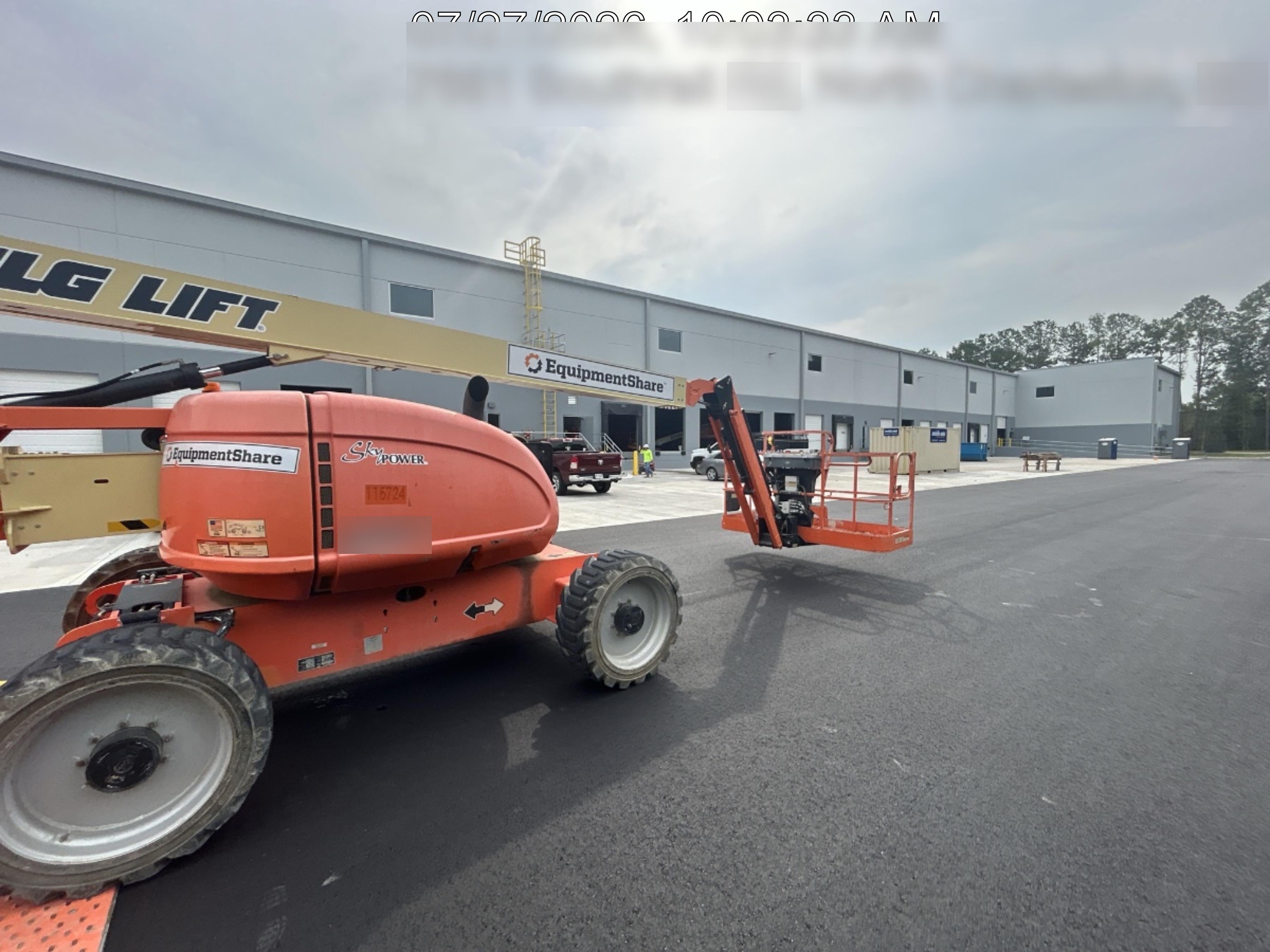 2021 JLG 600AJ