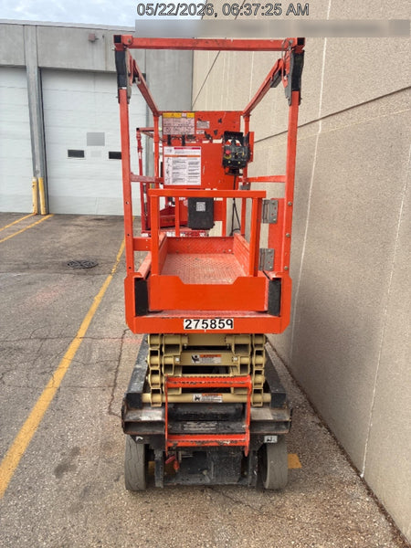 2022 JLG ES1932