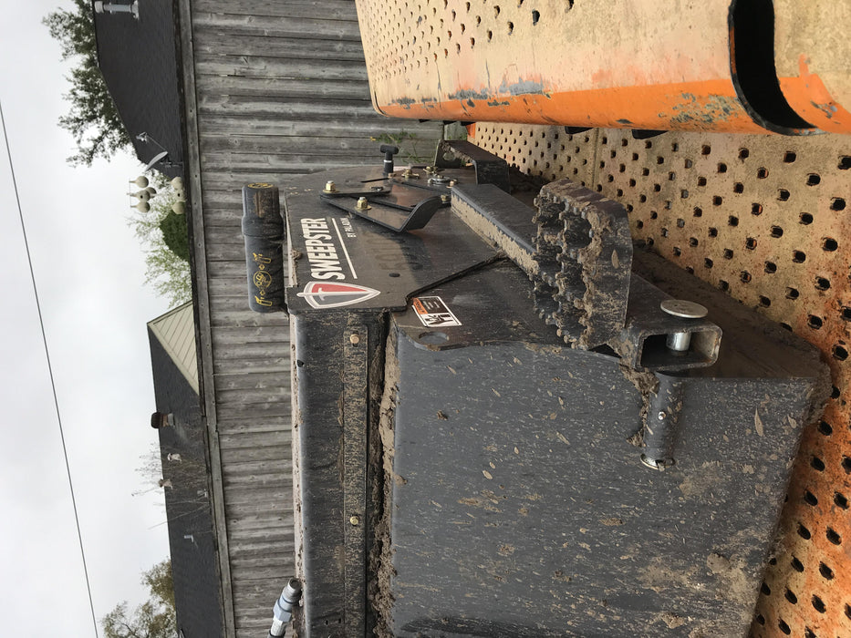 2020 PALADIN Sweepster 84