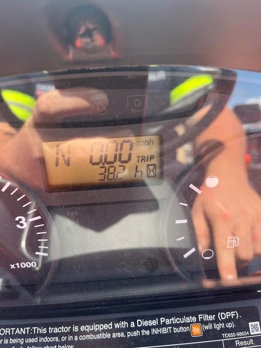 2024 KUBOTA M7060HD Canopy