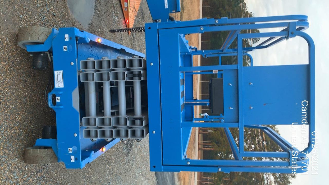 2020 Genie GS-3246 Standard, Folding full height swing gate