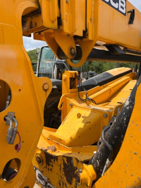 2021 JCB 512-56