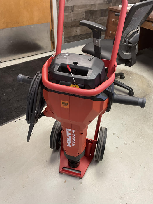 2022 HILTI TE 3000-AVR