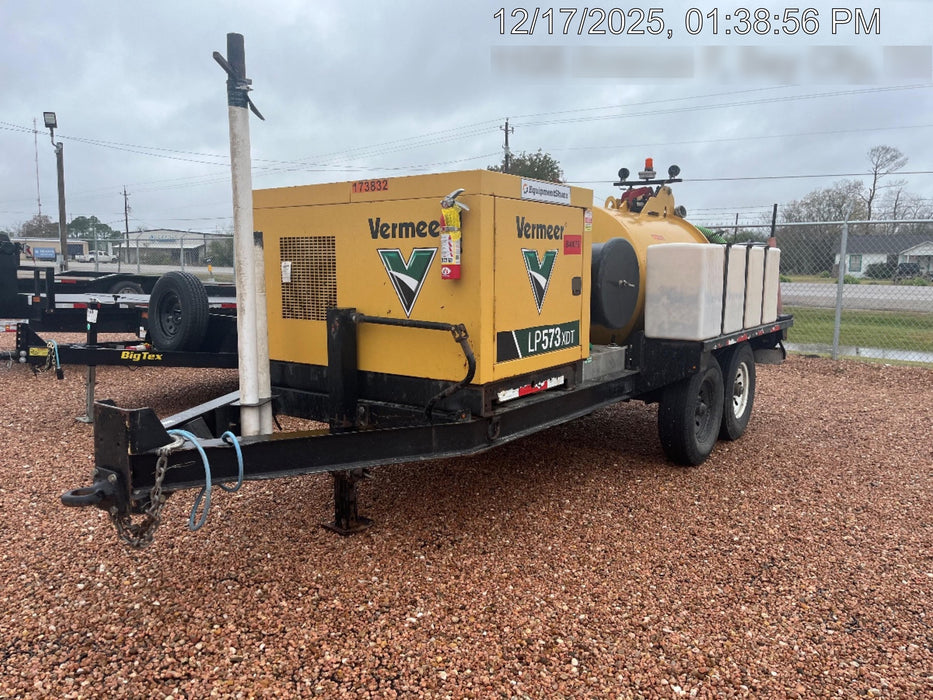 2021 Vac-Tron LP573XDT T4 Koehler Diesel Engine, 500 Gallon Debris Tank, x2 100 Gallon Water Tanks