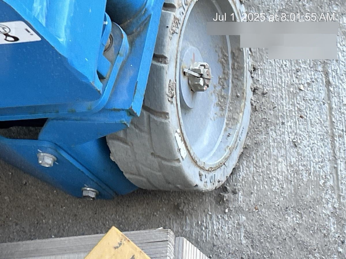 2022 GENIE GS-1432