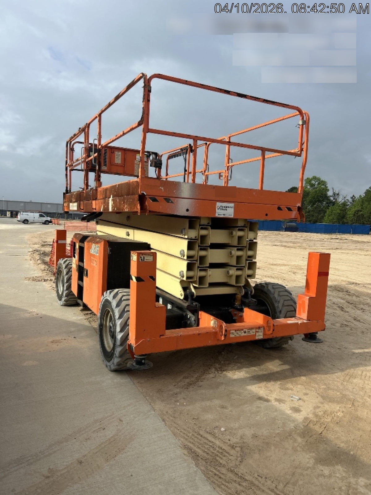 2020 JLG 430LRT