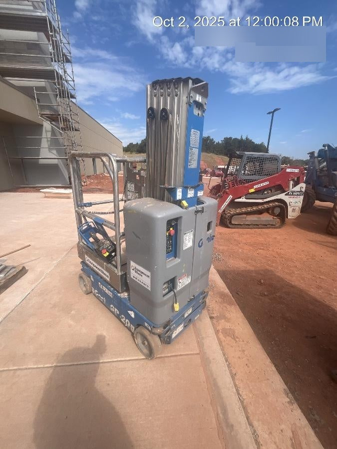 2019 GENIE GR-20