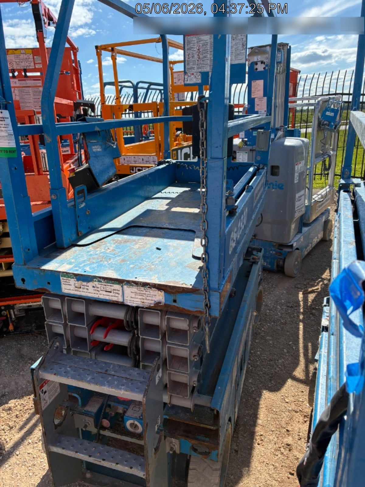 2019 Genie GS-1930 Fixed Rails with Chain Entry