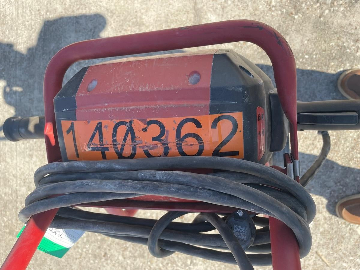 2021 HILTI TE 3000-AVR
