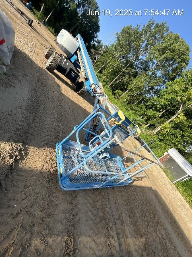 2017 GENIE S-65