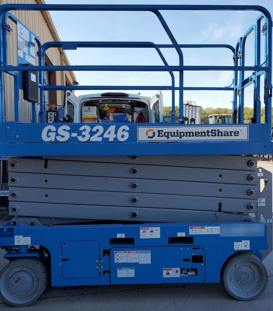 2022 GENIE GS-3246