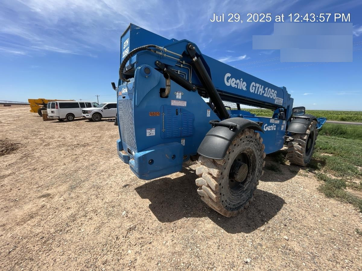 2018 GENIE GTH-1056