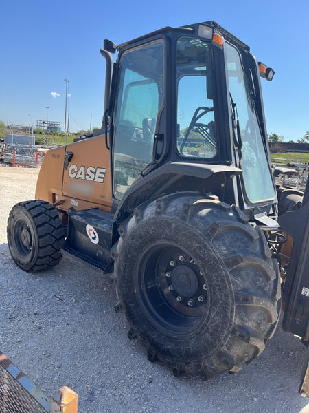 2021 CASE 588H