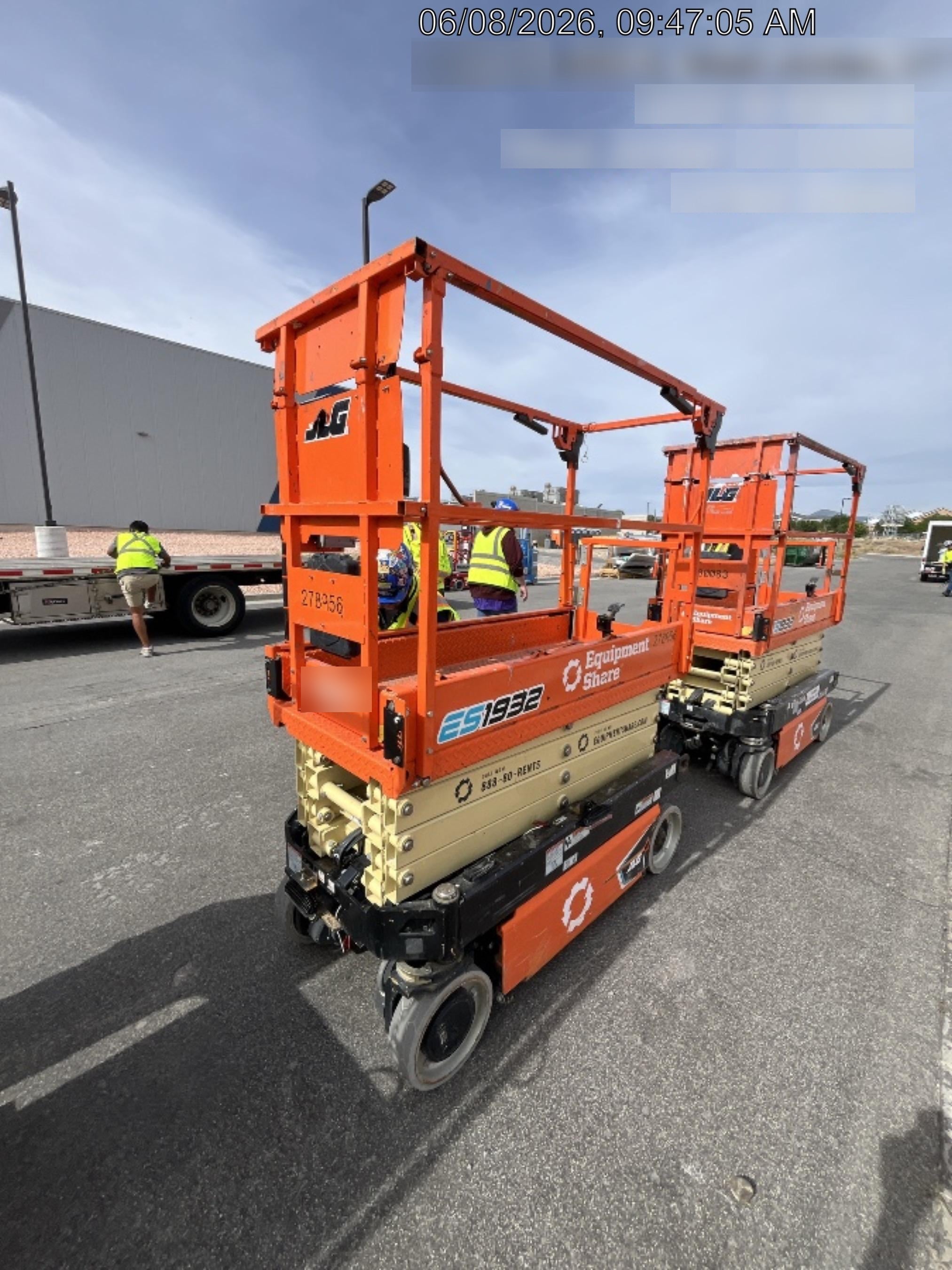 2022 JLG ES1932