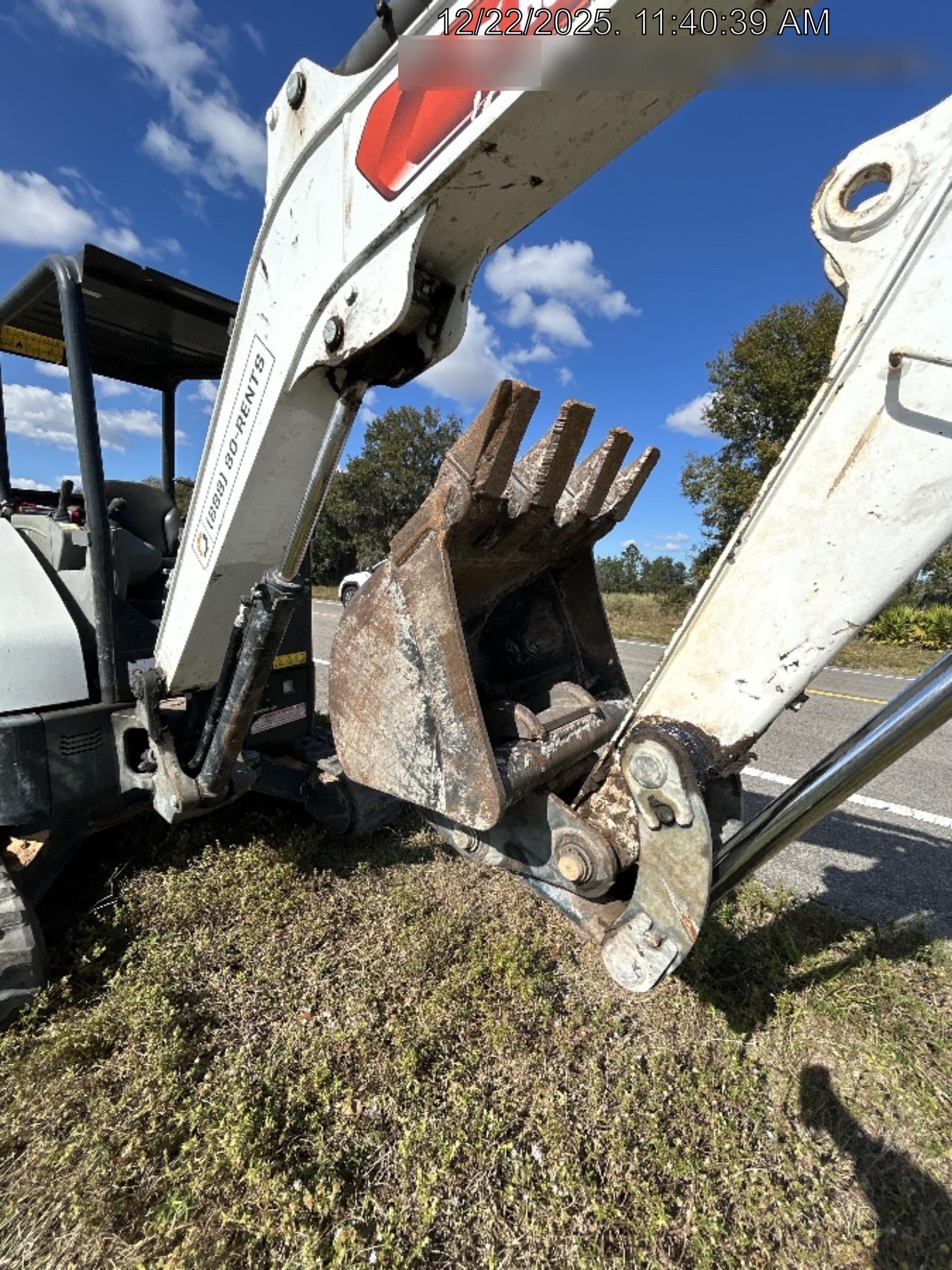 2024 SOLESBEE 18" Bucket - Solesbee