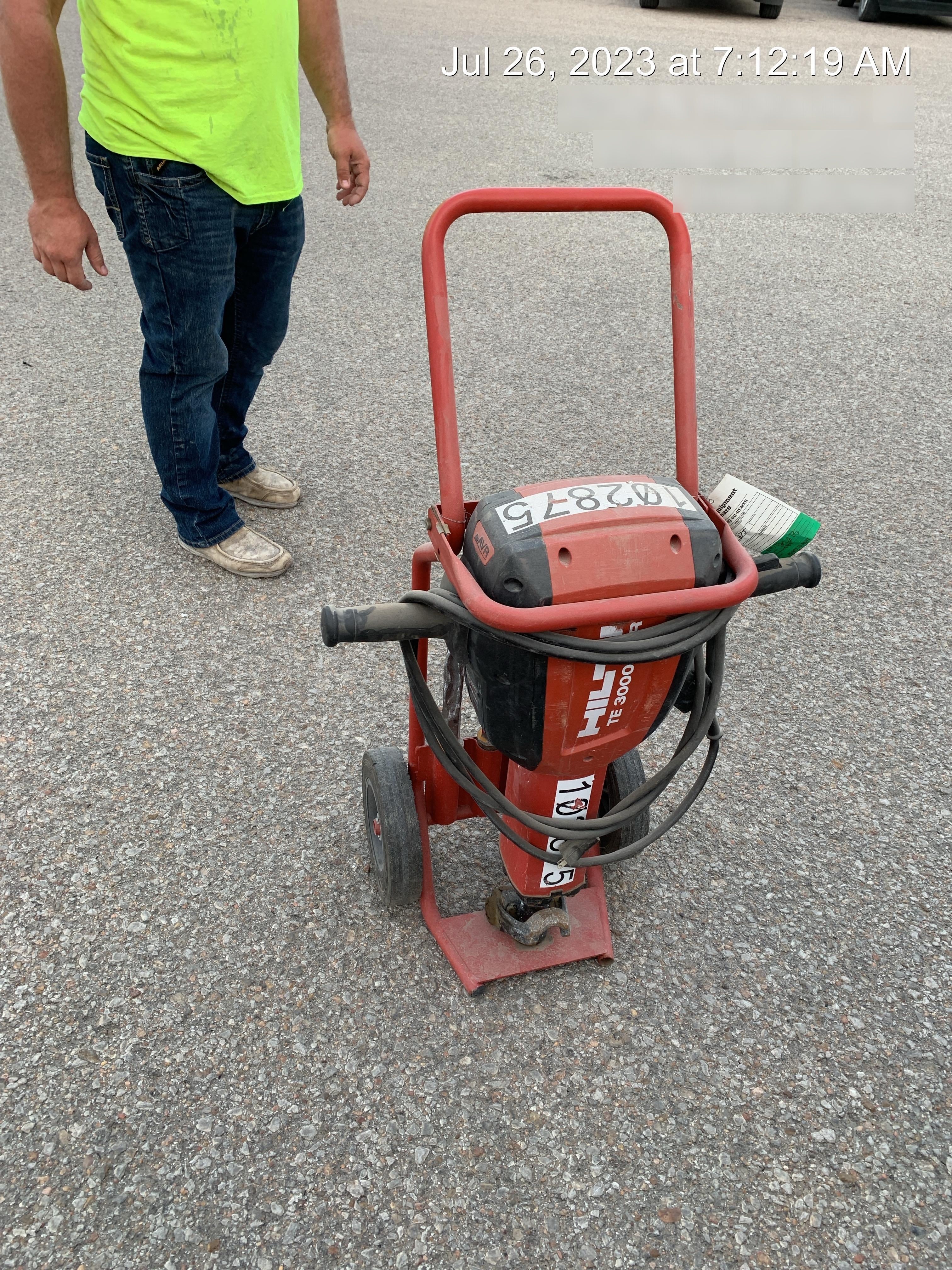 2020 HILTI TE 3000-AVR