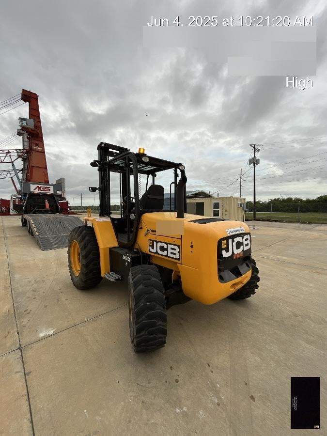 2023 JCB 930-4