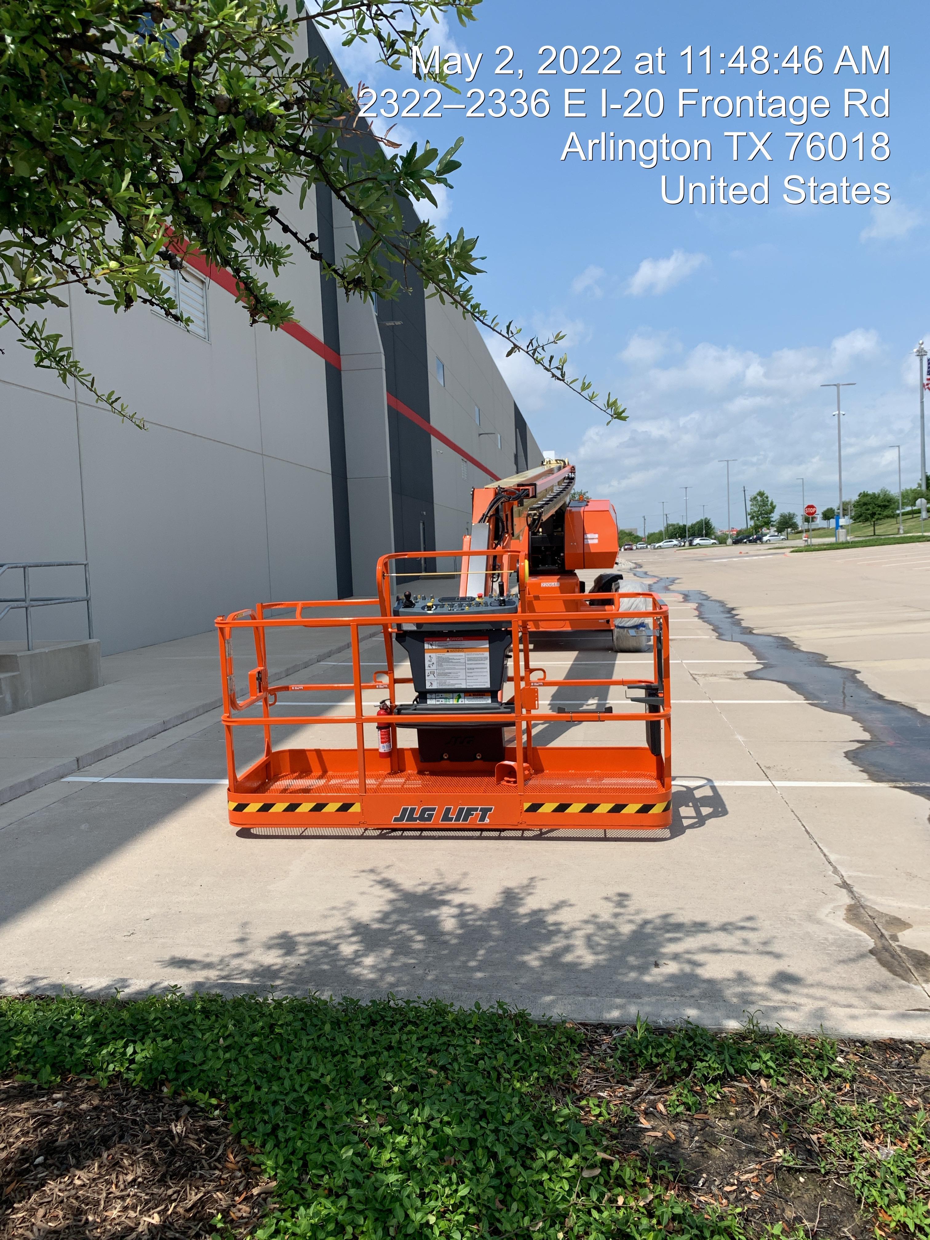 2022 JLG 860SJ