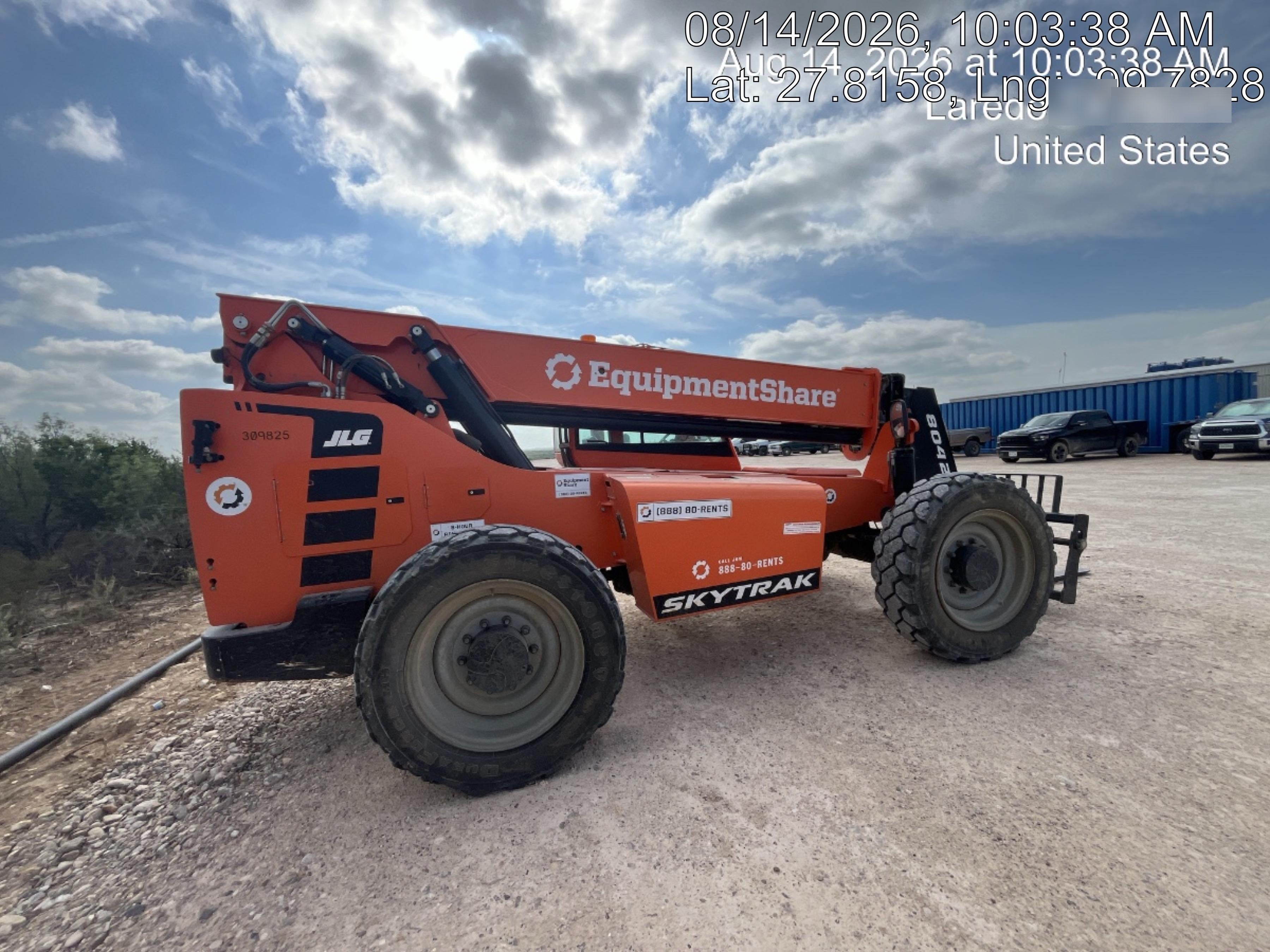2023 SKYTRAK 8042