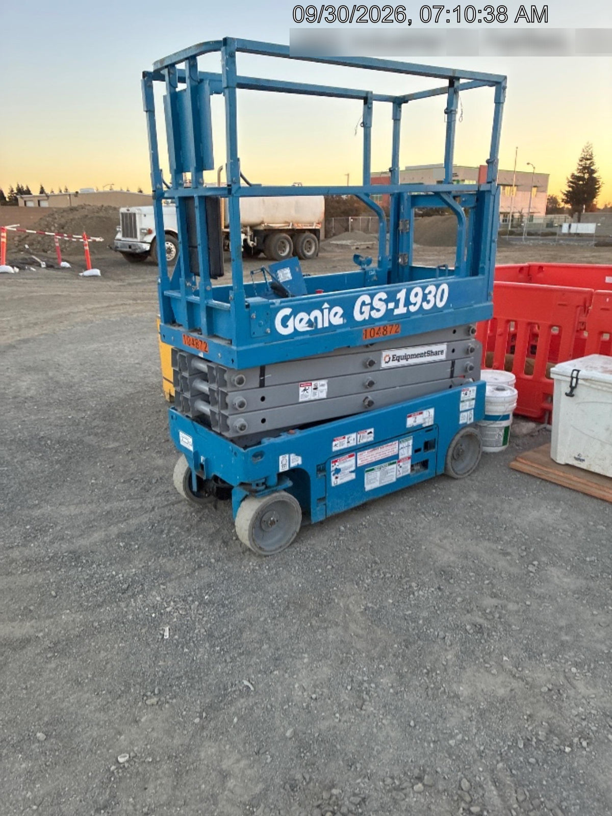 2020 Genie GS-1930 Solid Non Marking Tires, Beacon, Folding rails with half height swing gate, 800W Inverter