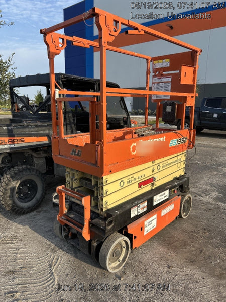 2023 JLG ES1932