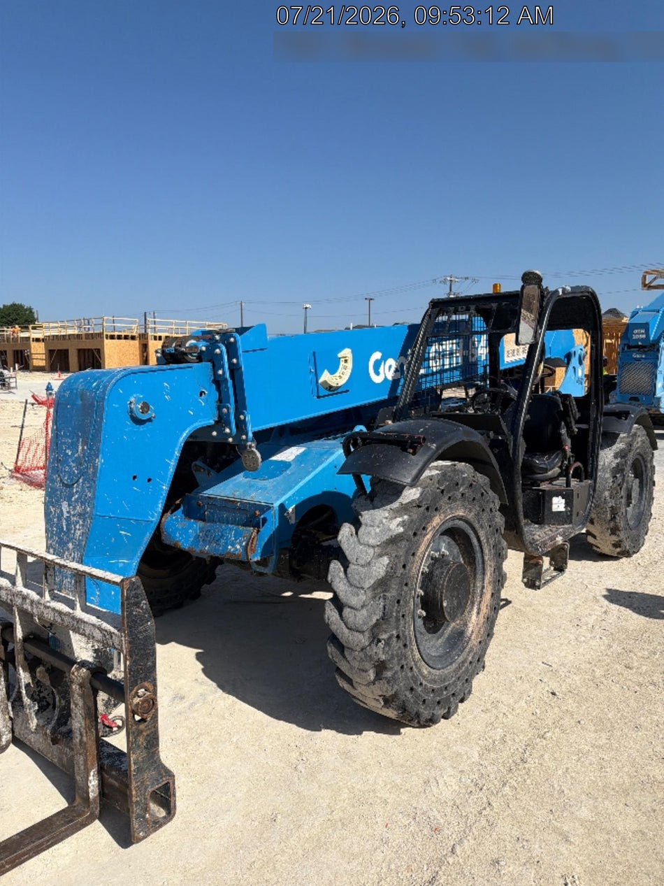 2017 Genie GTH-844 Solid Tires