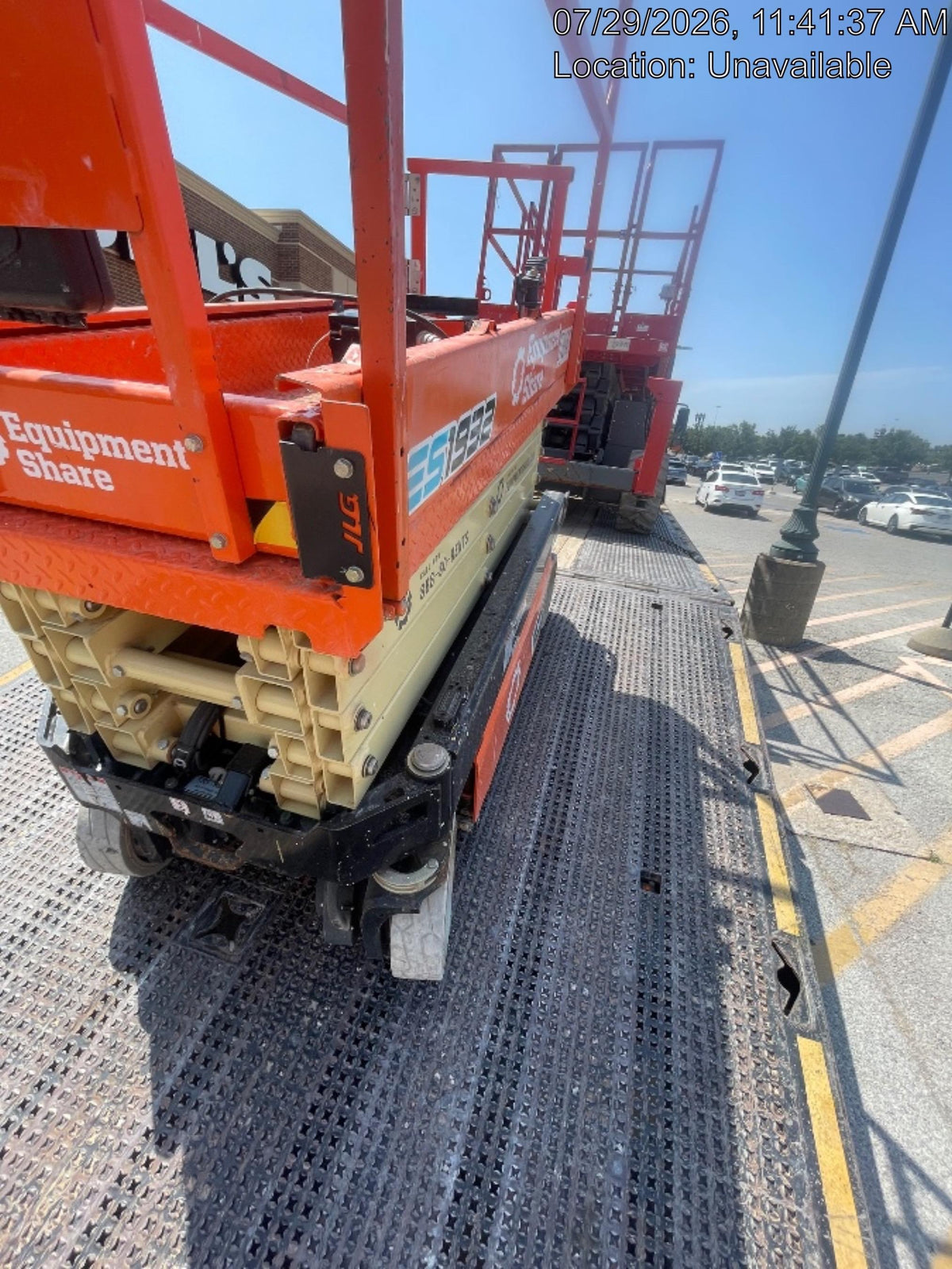 2022 JLG ES1932