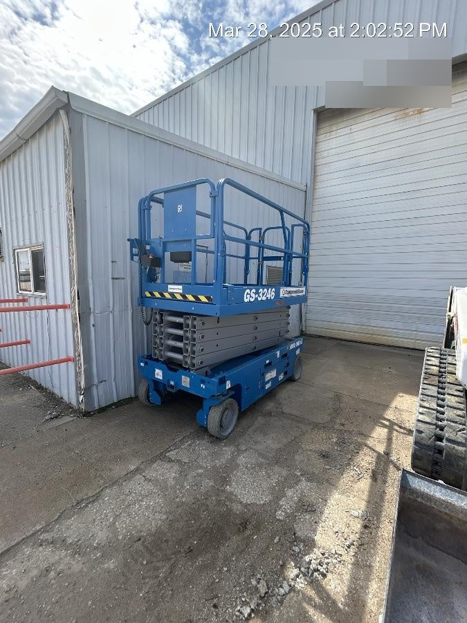 2022 GENIE GS-3246