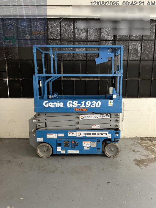 2020 Genie GS-1930 Solid Non Marking Tires, Beacon, Folding rails with half height swing gate, 800W Inverter