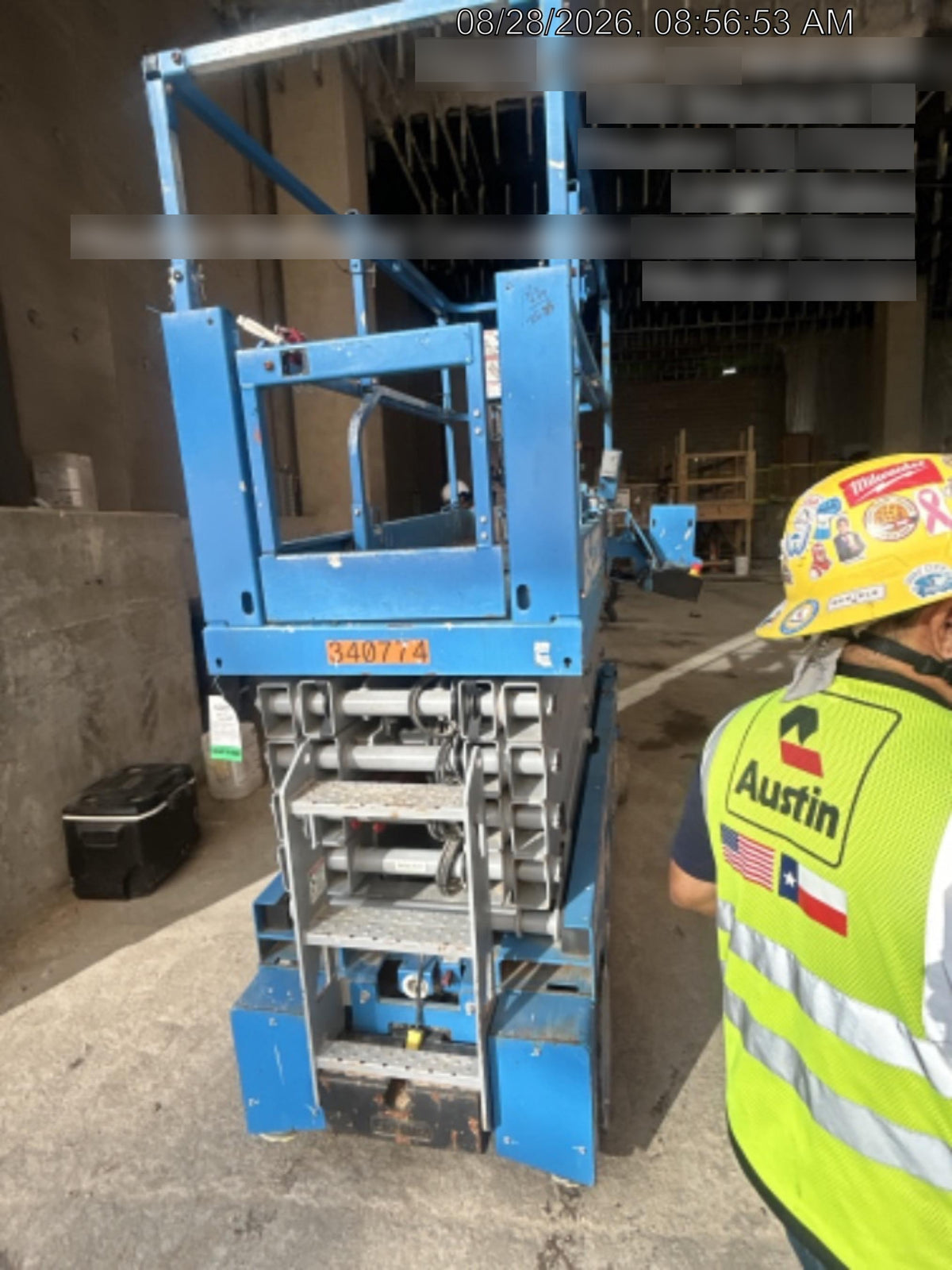 2023 GENIE GS-3232