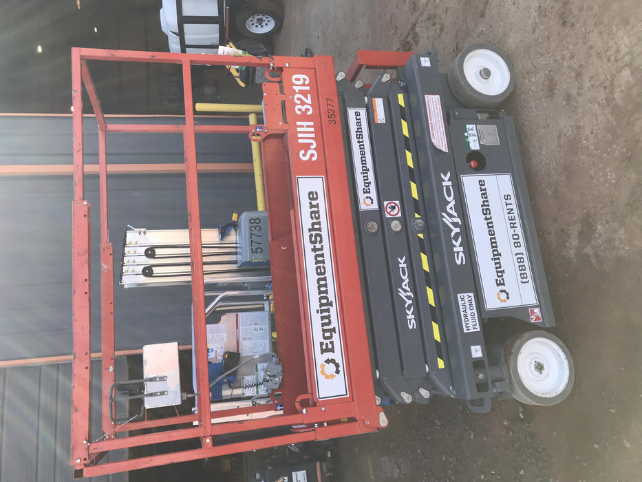 2019 Skyjack SJIII-3219 Standard Options, Trojan Batteries