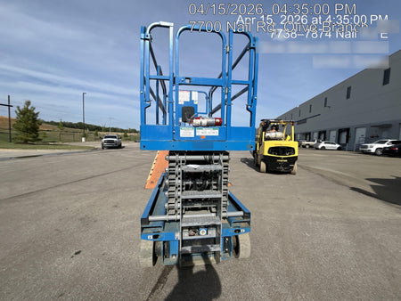 2019 Genie GS-4047 Folding rails with half height swing gate