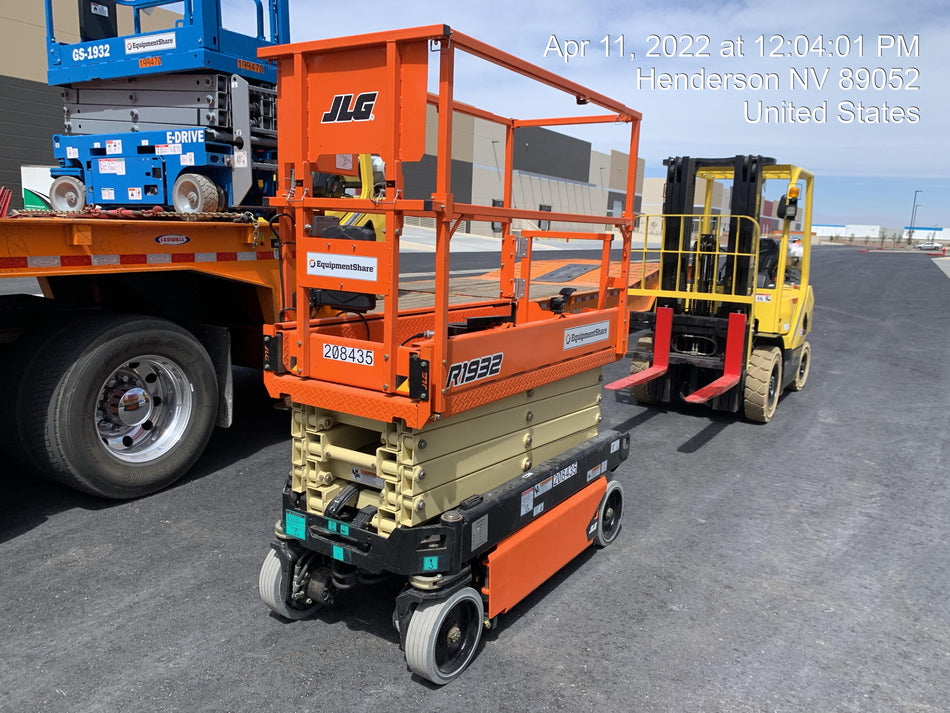 2022 JLG R1932