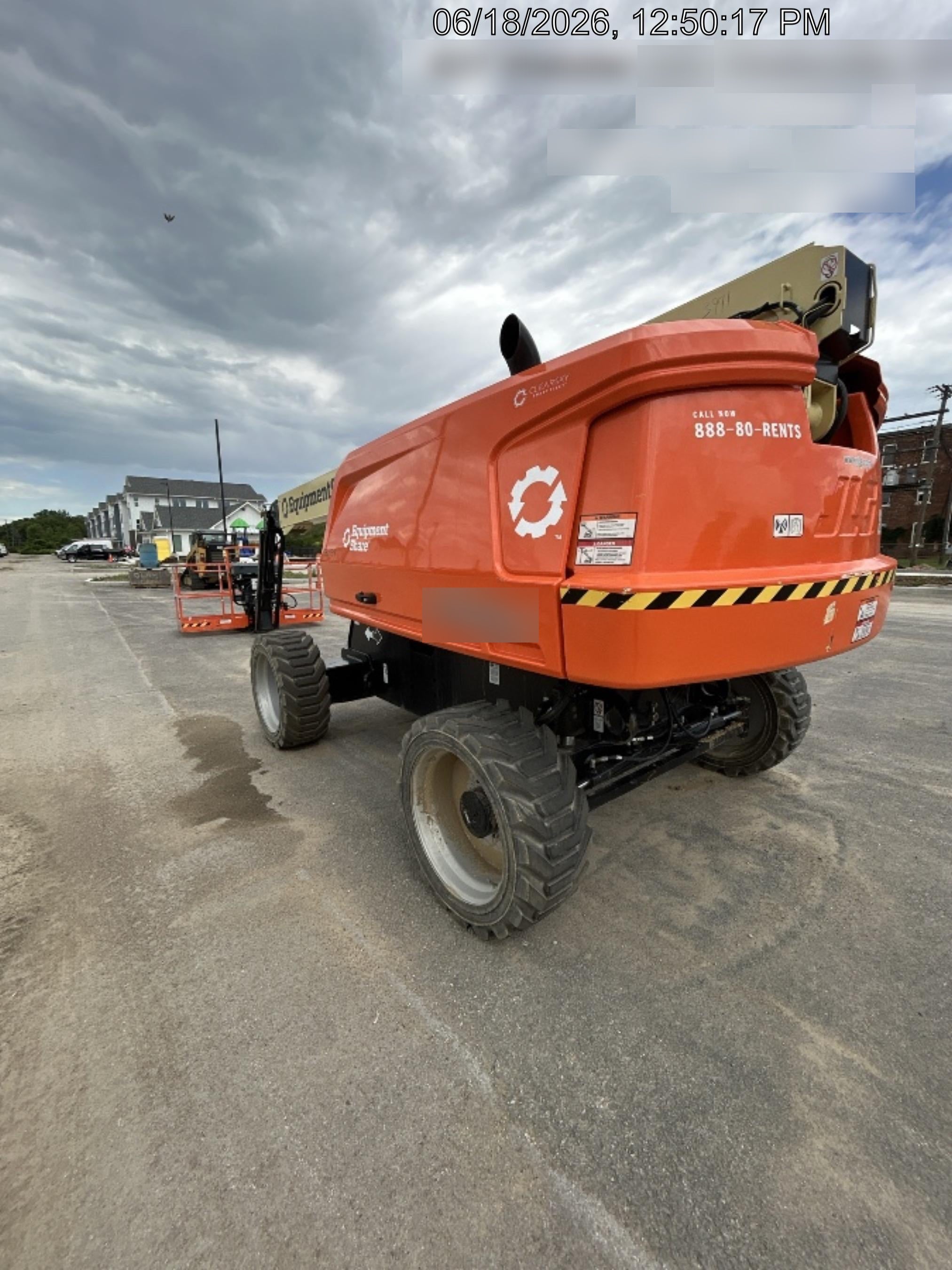 2025 JLG 660SJ