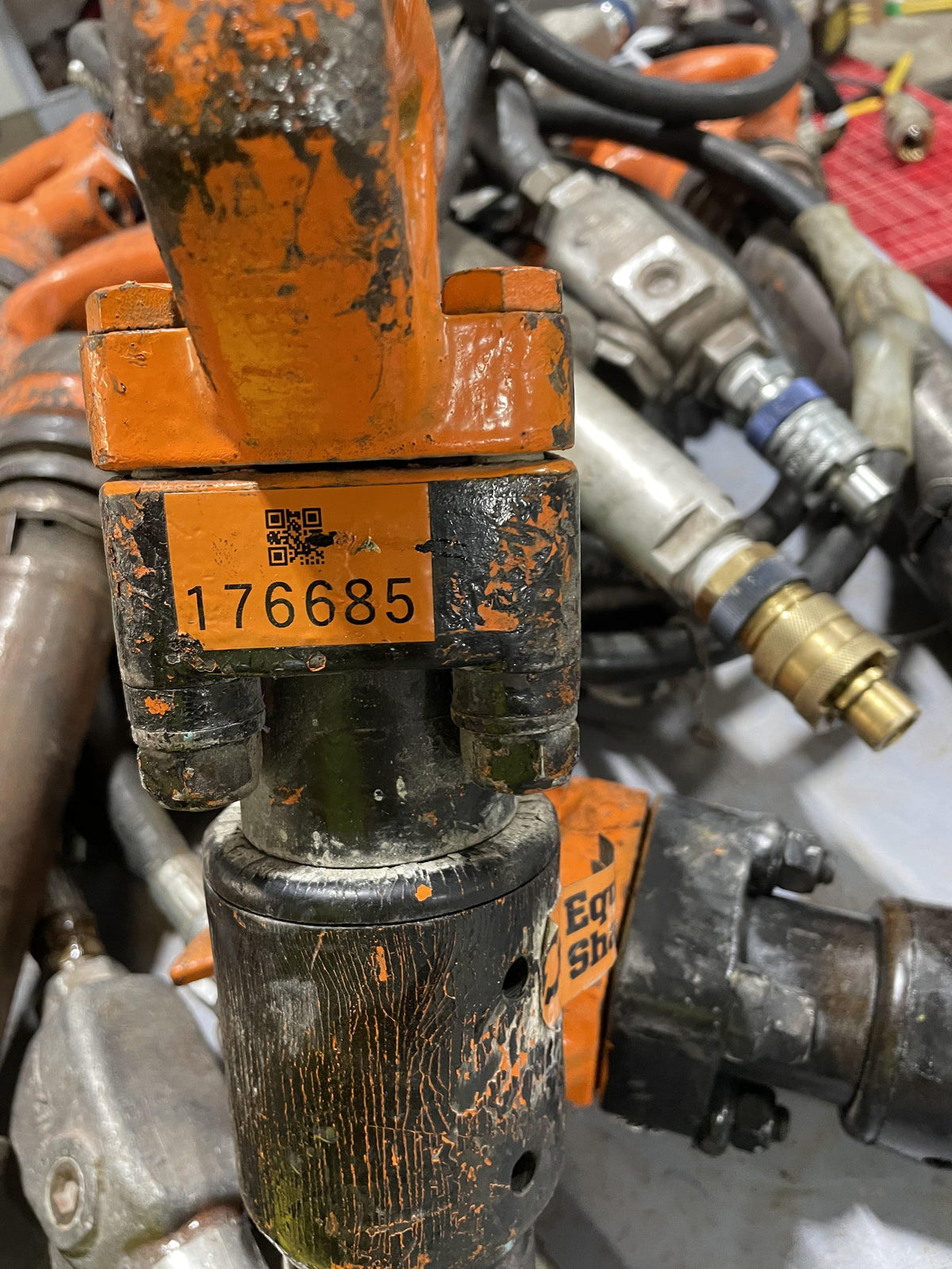 2021 MICHIGAN PNEUMATIC ES-CH3R-TRACKER
