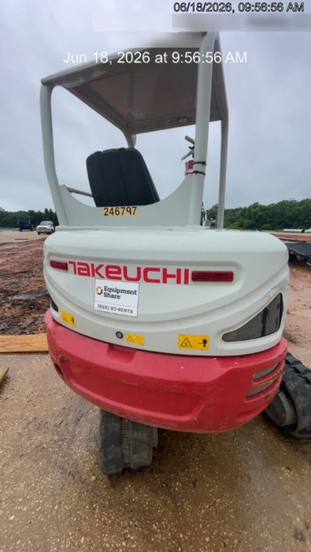 2022 TAKEUCHI TB235-2R