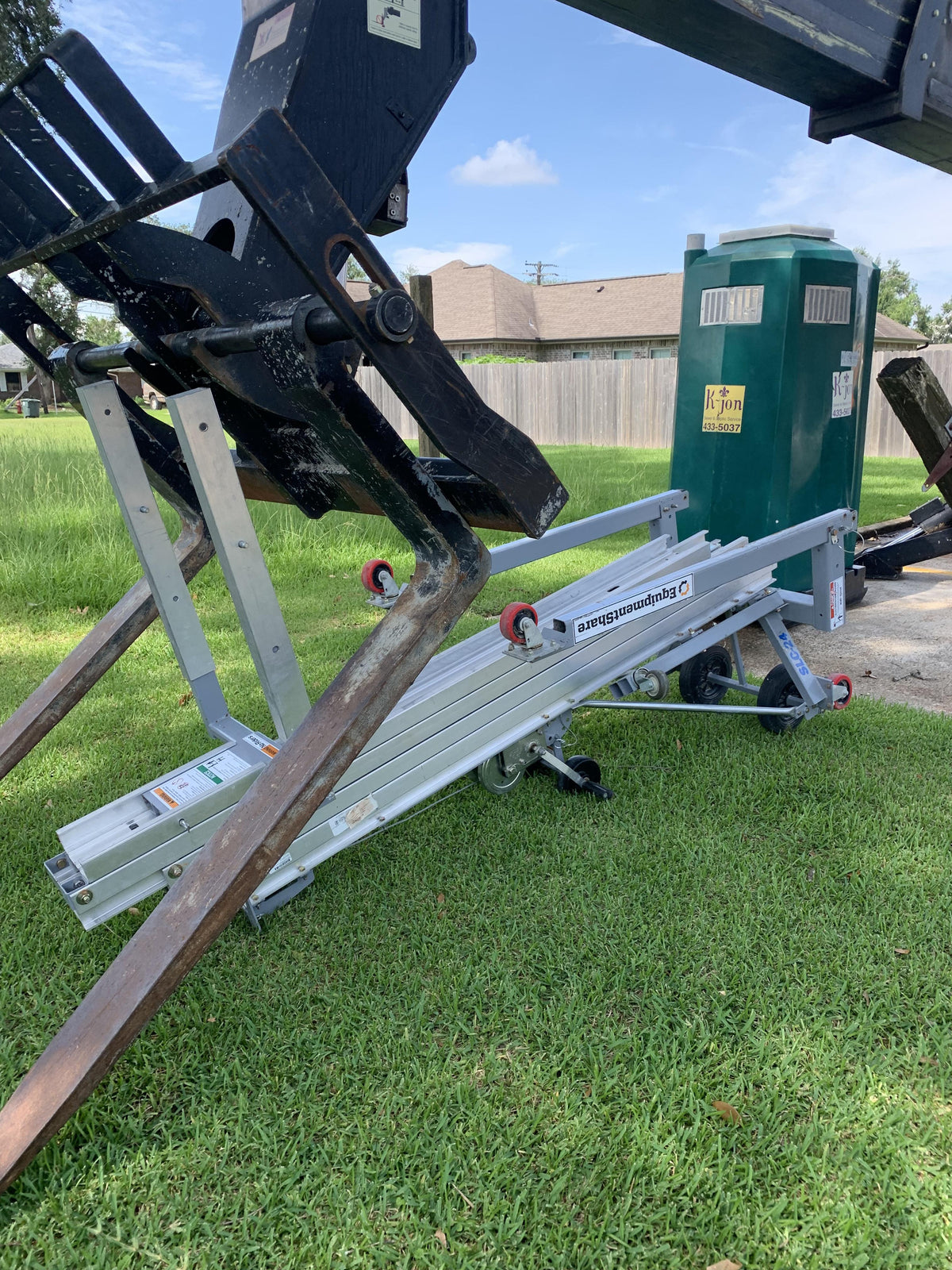 2019 GENIE SLC-24