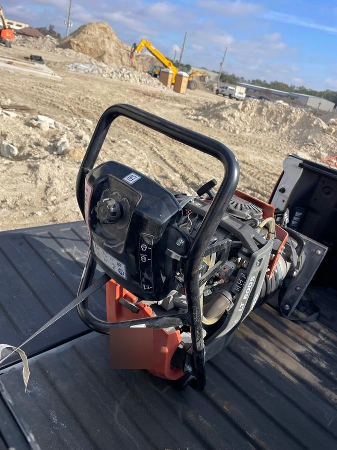 2024 HUSQVARNA LT6005