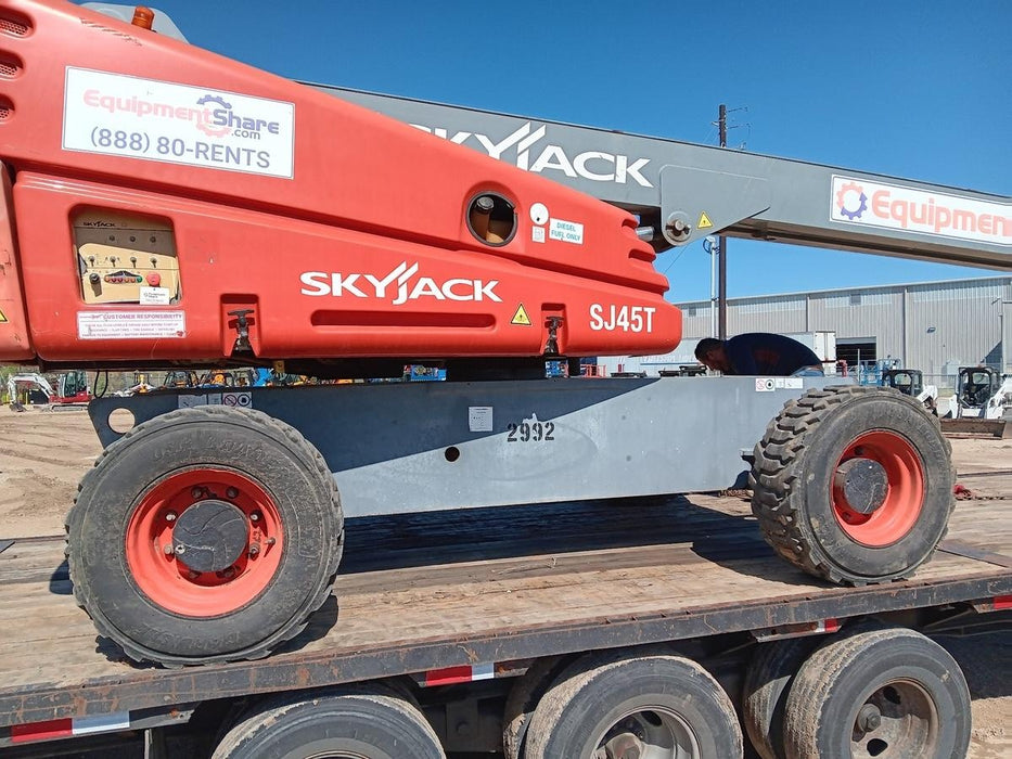 2017 SKYJACK SJ45T+