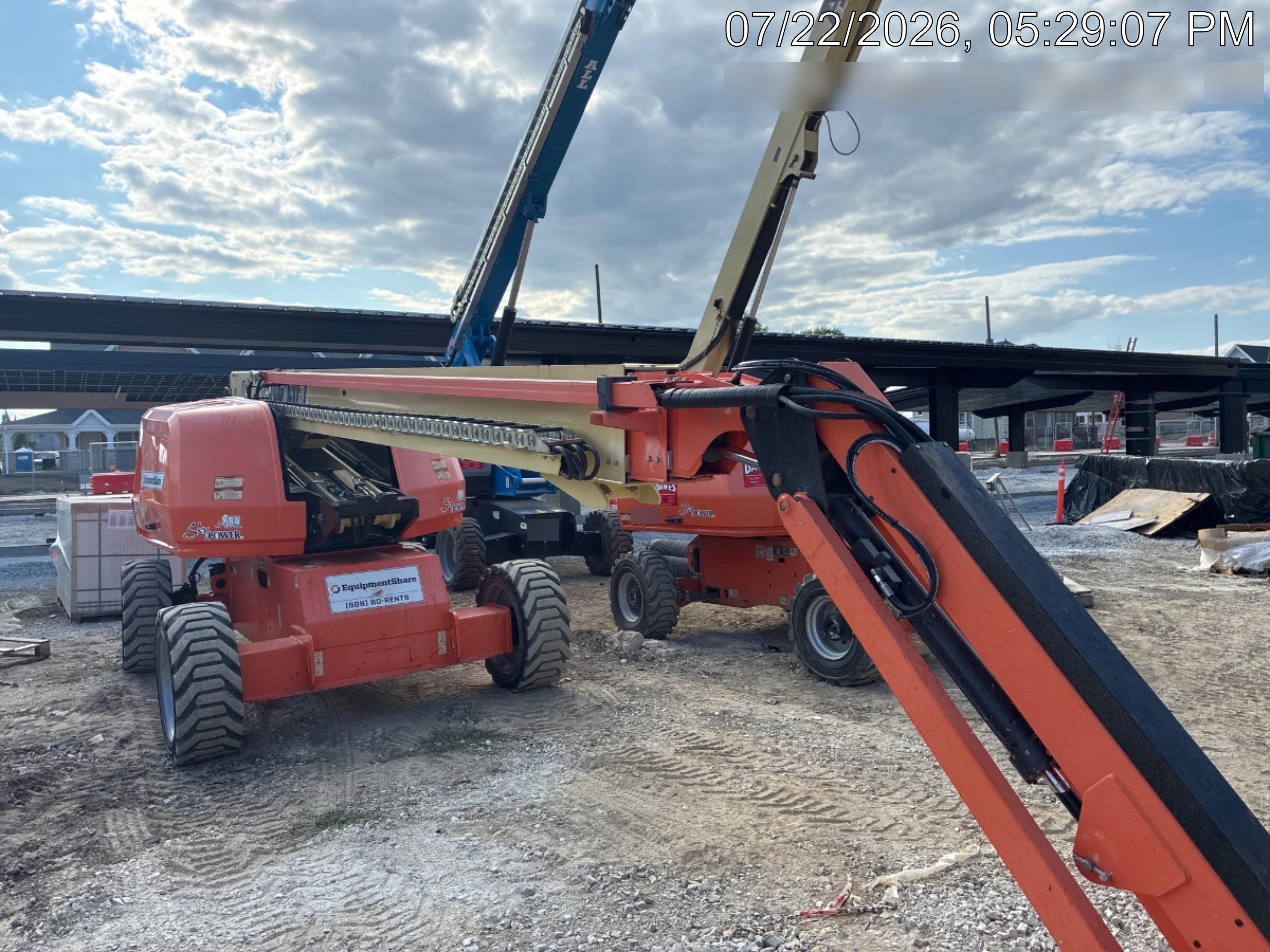 2021 JLG 660SJ