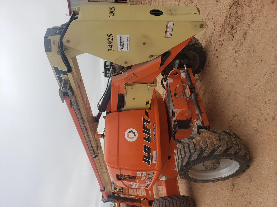 2019 JLG 600AJ