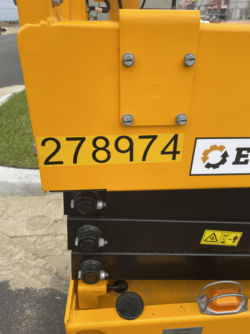 2023 JCB S1930E