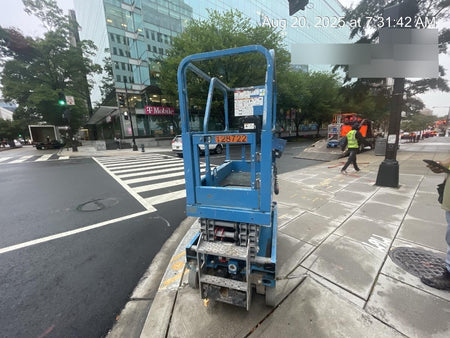 2021 GENIE GS-1330m