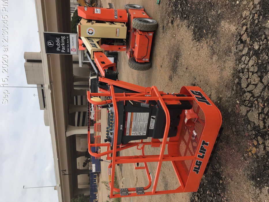 2019 JLG E300AJP