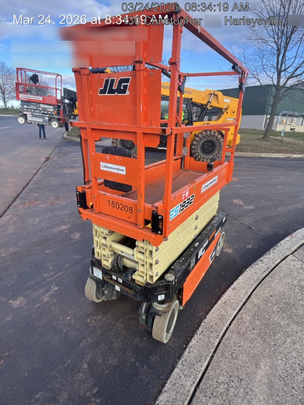 2021 JLG ES1932
